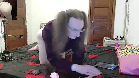 Snapshot of cdadalyn chatting on October 20, 8:19 am Adalyn online show from October 20, 8:19 am