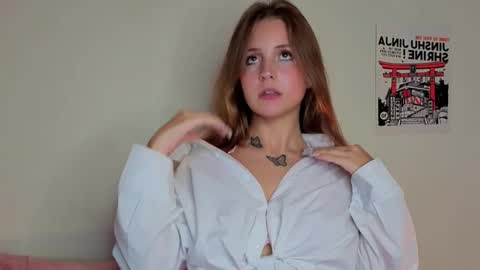 Lina  online show from September 15, 9:16 pm