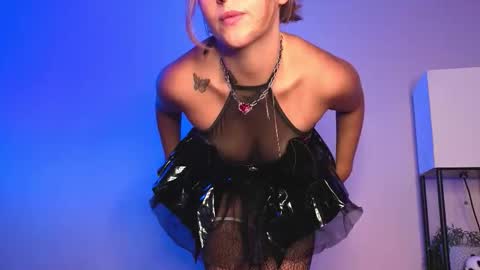 Lina  online show from November 8, 9:29 pm