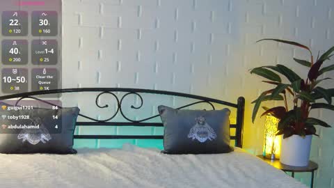 cecillaj online show from March 10, 12:07 am