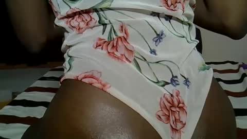 Snapshot of ceepretty chatting on January 22, 9:10 pm santana online show from January 22, 9:10 pm