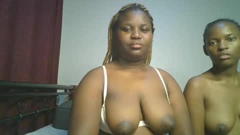 ceepretty25 online show from December 14, 11:44 pm