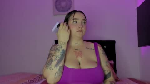 Celeste Y Pipe online show from June 3, 1:41 am
