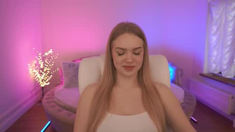 celestenoirr online show from February 11, 7:56 am