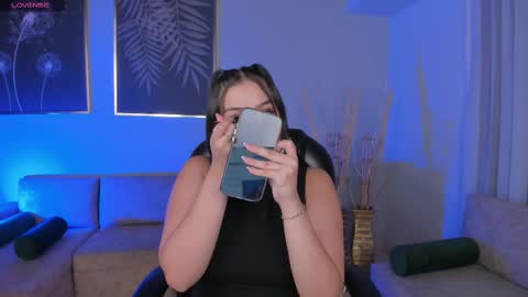 Snapshot of celestepalmer_x chatting on February 20, 3:01 am Celeste online show from February 20, 3:01 am