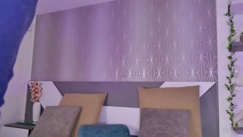 Celine online show from November 22, 7:56 pm