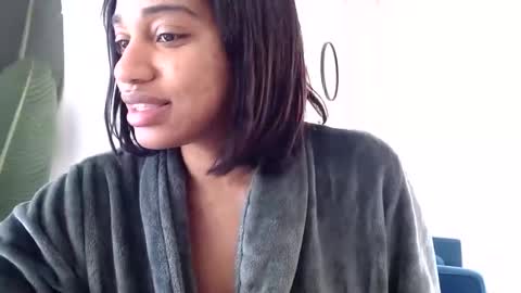 Snapshot of celinecostas chatting on January 24, 2:30 pm Celine Costas online show from January 24, 2:30 pm