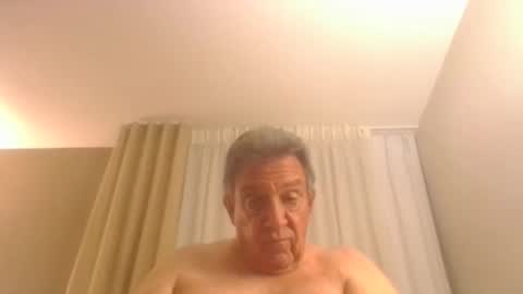 Snapshot of centaur629 chatting on October 19, 2:49 am centaur629 online show from October 19, 2:49 am