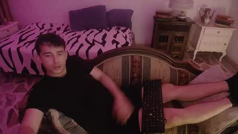 Snapshot of centurionjohnny chatting on December 2, 4:57 am centurionjohnny online show from December 2, 4:57 am