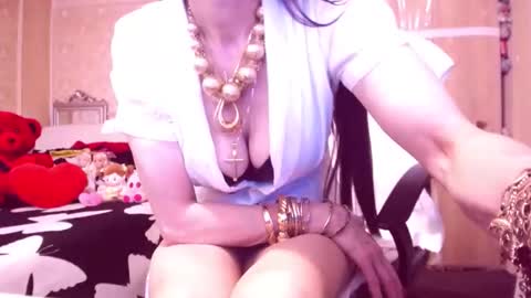 Cerise online show from March 21, 8:19 am