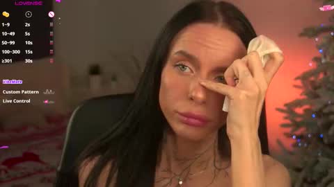 Casey online show from December 4, 10:20 pm