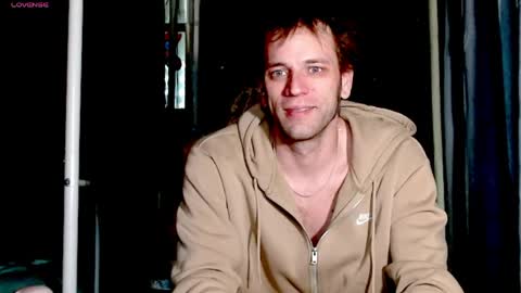 cguffey2284 online show from May 24, 1:28 pm