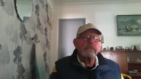 Champers online show from April 24, 1:24 pm