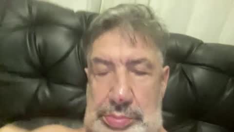 champsex305610 online show from October 17, 7:18 pm