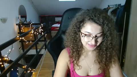 Stephanieblisss online show from November 29, 10:23 am