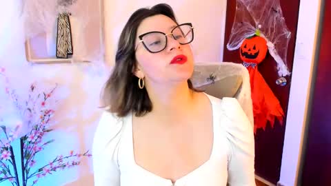 Snapshot of chanell_taylor_ chatting on October 17, 1:26 pm chanell online show from October 17, 1:26 pm