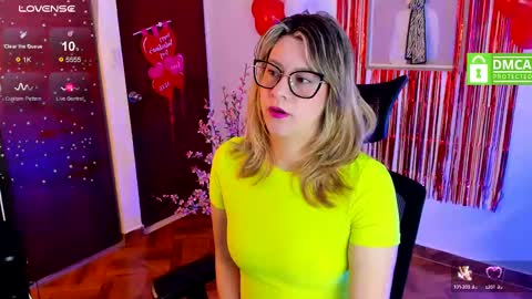 Snapshot of chanell_taylor_ chatting on February 23, 5:39 pm chanell online show from February 23, 5:39 pm