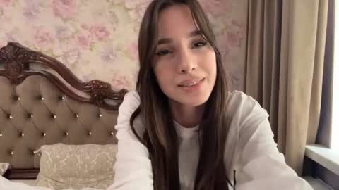 Alice online show from June 16, 3:38 pm
