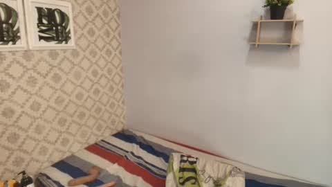Snapshot of chantal_taylor_ chatting on March 4, 6:29 pm Raquel online show from March 4, 6:29 pm