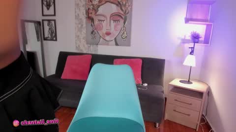 Snapshot of chantall_smith chatting on January 28, 3:14 pm   online show from January 28, 3:14 pm
