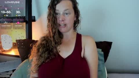 Snapshot of chantarra chatting on September 21, 8:35 pm Chantarra Chant Chanty C Lady C  please not baby babe BB or other pet names online show from September 21, 8:35 pm