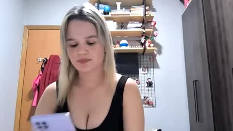 Bella  online show from March 6, 12:31 am