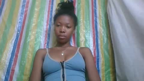 chariola0101 online show from February 16, 11:16 pm