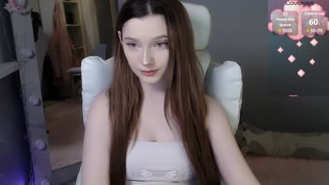 Snapshot of charityryah chatting on January 24, 1:36 pm Hi guys Welcome to my room online show from January 24, 1:36 pm