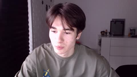 Snapshot of charleshanson69 chatting on September 25, 11:28 am charleshanson69 online show from September 25, 11:28 am
