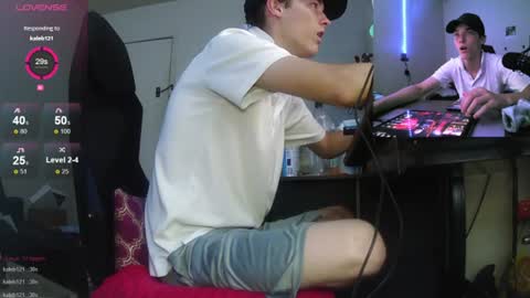 char sexiness online show from August 2, 12:45 am