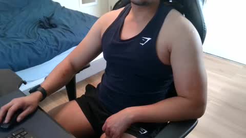 charliekkw online show from February 9, 8:02 pm