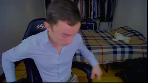 carlos reyes online show from January 8, 8:42 am