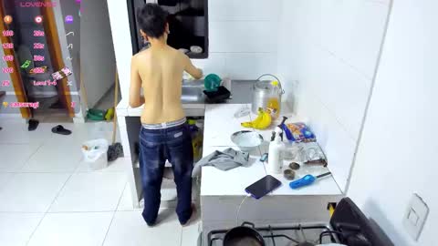 Charlie online show from January 15, 4:32 am