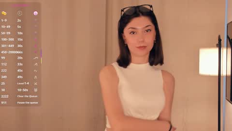 Yumi online show from January 10, 11:04 am