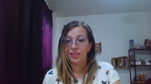Snapshot of charlot_ponze chatting on September 13, 6:54 pm charlott online show from September 13, 6:54 pm