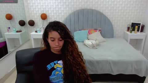Snapshot of charlotte_0309 chatting on January 6, 9:32 pm charlotte online show from January 6, 9:32 pm