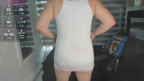 Snapshot of charlotte__g chatting on February 20, 12:47 pm charlotte online show from February 20, 12:47 pm