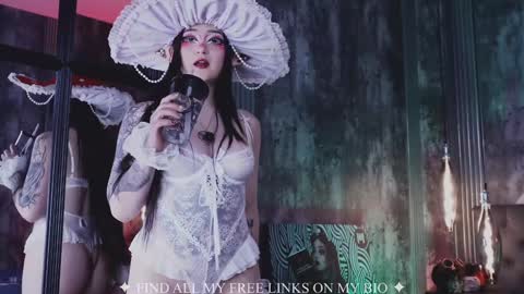 Charlotte online show from March 14, 8:46 pm