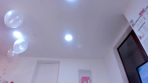 Charlotte Icee online show from February 16, 4:05 pm