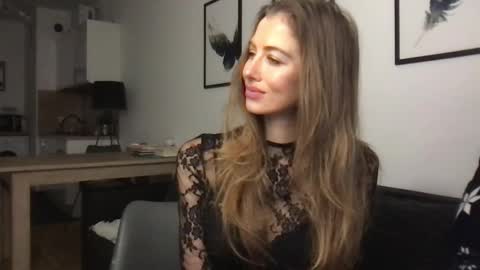 Charlotte Roche online show from February 11, 3:29 pm