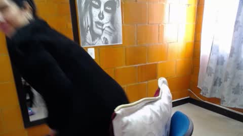 Charlotte online show from November 13, 3:47 pm