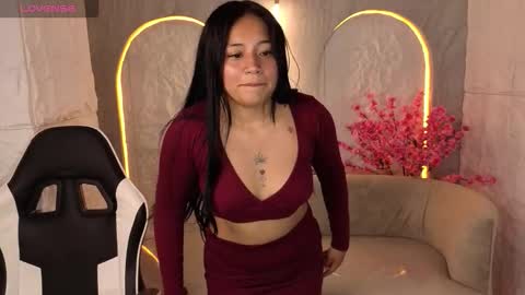 Snapshot of charlotte_tx chatting on September 19, 3:49 pm Online 800 to 1400 online show from September 19, 3:49 pm