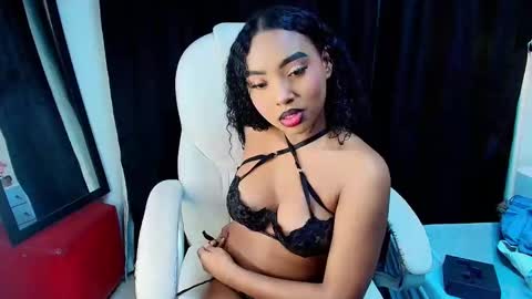 Snapshot of charlotte_walker1 chatting on September 10, 4:13 am charlotte_walker1 online show from September 10, 4:13 am