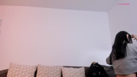 Snapshot of charlotte_whitee1 chatting on February 27, 11:17 am Charlotte Everyday From 0700 to 1300 Col Time online show from February 27, 11:17 am
