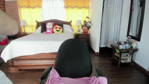 Charlotte online show from May 24, 8:37 pm