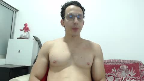   online show from July 12, 4:32 pm