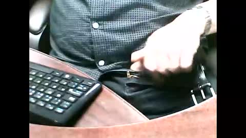 Snapshot of charmeur2672 chatting on September 30, 10:04 am charmeur2672 online show from September 30, 10:04 am