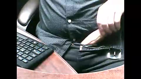 Snapshot of charmeur2672 chatting on September 9, 9:31 am charmeur2672 online show from September 9, 9:31 am