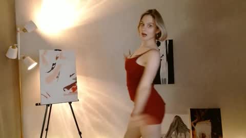 Snapshot of charming_beauty chatting on October 4, 12:03 pm Michelle online show from October 4, 12:03 pm
