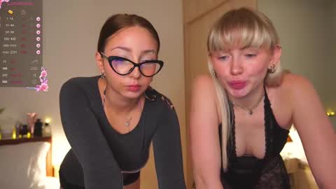 Snapshot of charming_daisy chatting on February 25, 2:14 am my fansly Charming daisy My Wishlist for new toys online show from February 25, 2:14 am